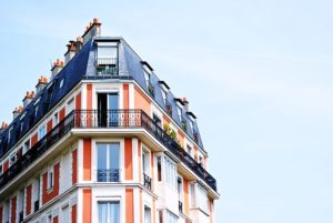 Comment les cafards se reproduisent dans un appartement